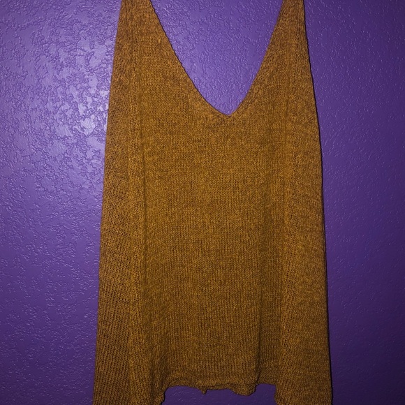 Knitted Crop top - Picture 5 of 5